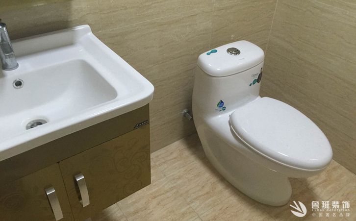 设计师所说的马桶坑距是什么意思?鲁班装饰原创设计。 设计师所说的马桶坑距是什么意思?鲁班装饰原创设计。